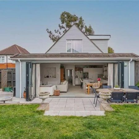 Beautiful 4 Double Bedroom House In Poole With Hot Tub, Near Sandbanks Dış mekan fotoğraf